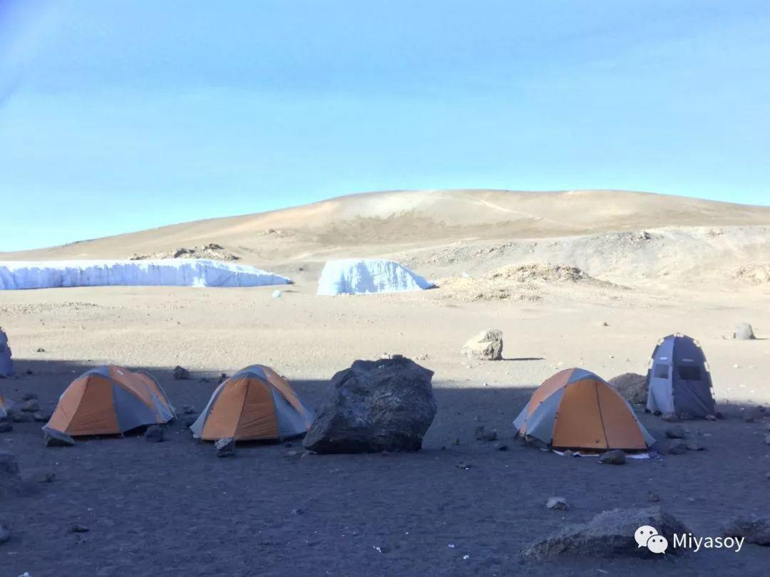乞力马扎罗雪山冰川,住在珠穆朗玛峰山脚是什么感觉