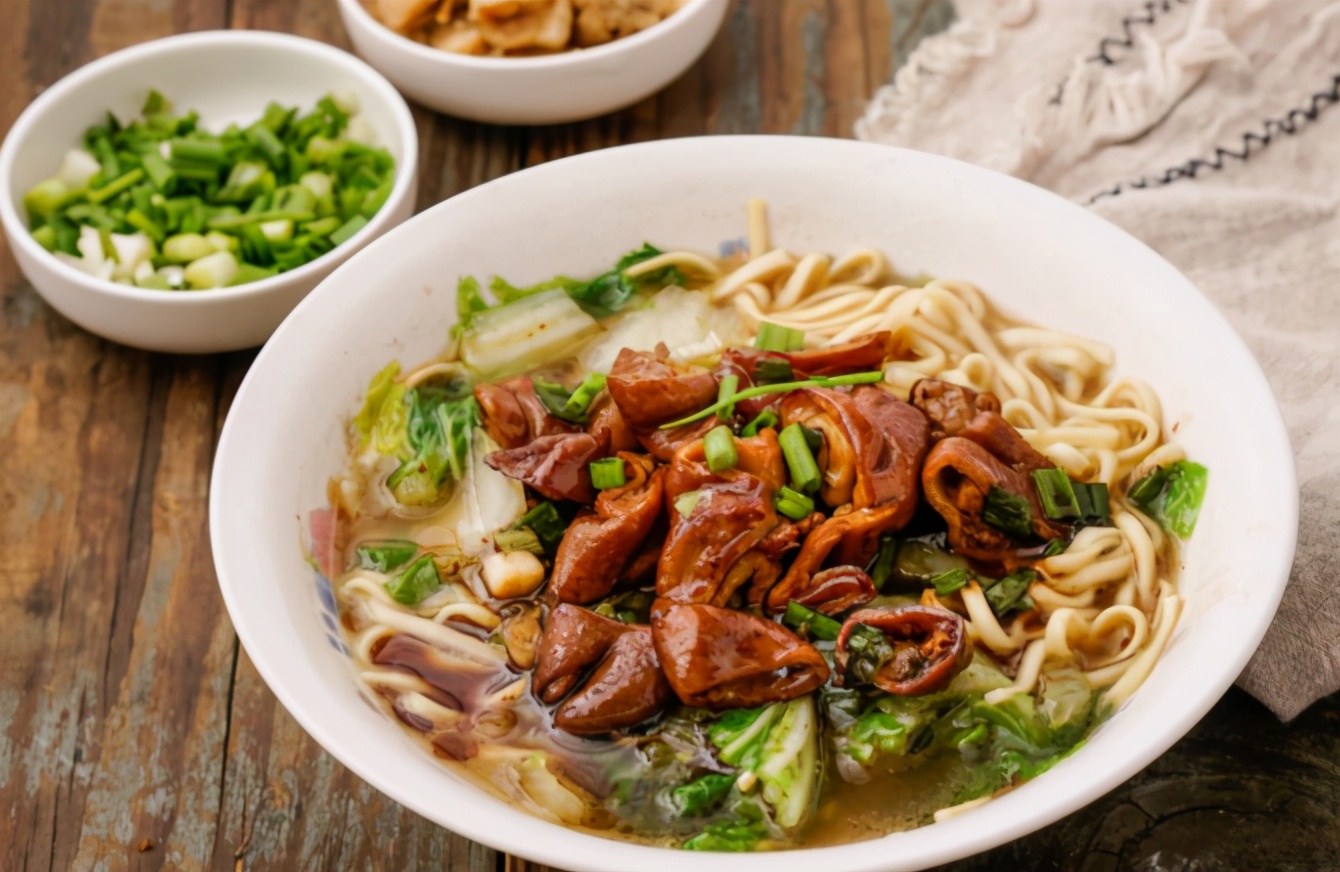 杭州上城区面馆排名前十名,杭州的十大面馆都有哪些