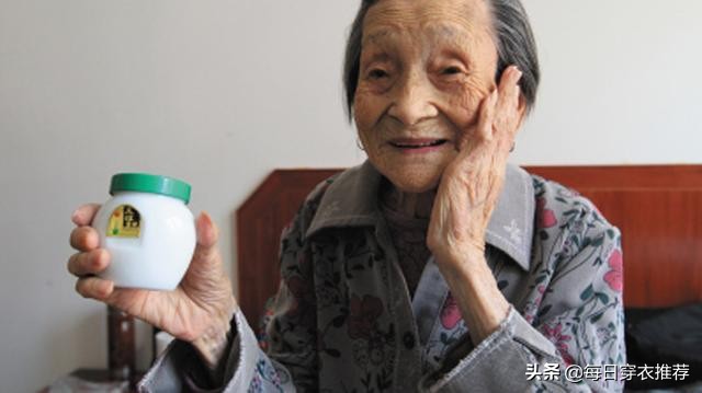 国货产品有哪些百雀羚,国货百雀羚好不好