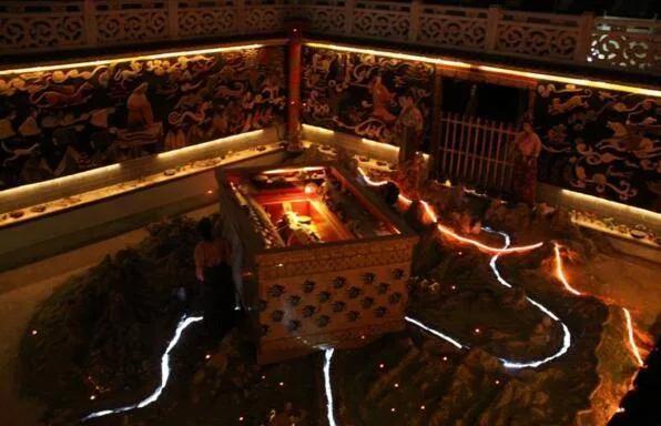 秦始皇陵为啥和兵马俑距离很远,秦始皇陵和兵马俑在一起吗