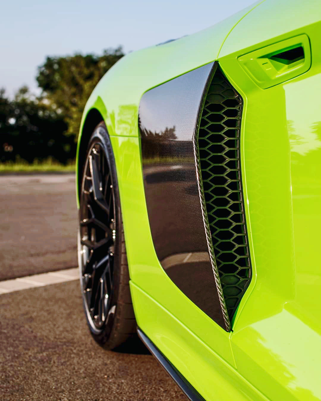 奥迪r8敞篷版落地多少钱,精品二手奥迪r8敞篷版多少钱