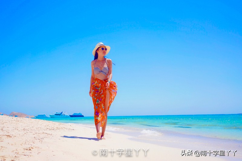 一半沙漠一半海洋图片,一半沙漠一半湖水