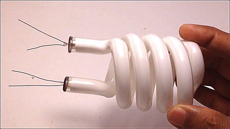 嵌入式灯管更换灯泡,固定式荧光灯具怎么更换灯管