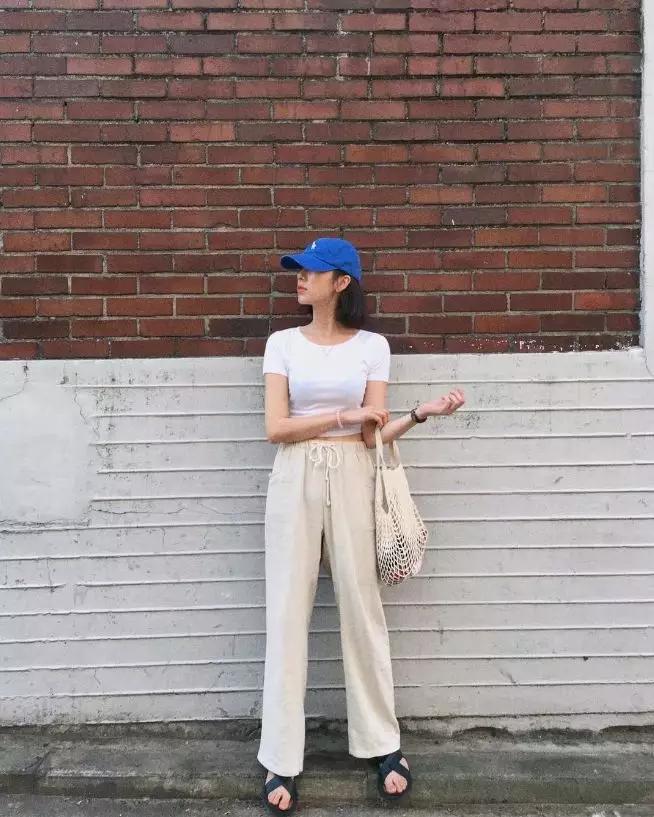 今夏流行穿亚麻清凉解暑还显气质,夏天时尚今年流行亚麻高级感