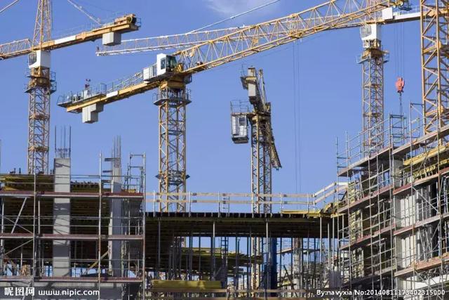 塔吊司机和工人哪个工资高,塔吊司机工资是不是越高工资越多