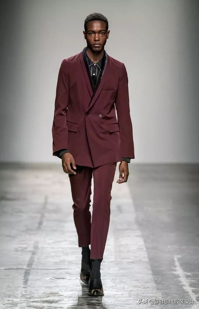 2022秋冬男装流行色,19年秋冬男装流行色