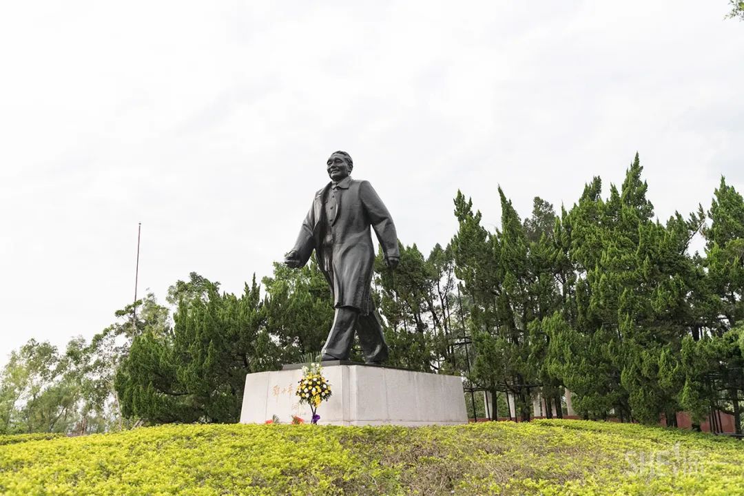 90年代深圳地标建筑,深圳光明400米地标