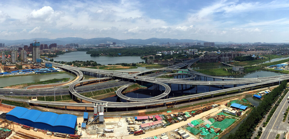 南昌高新区与九龙湖哪个有发展,南昌高新区和开发区哪个好