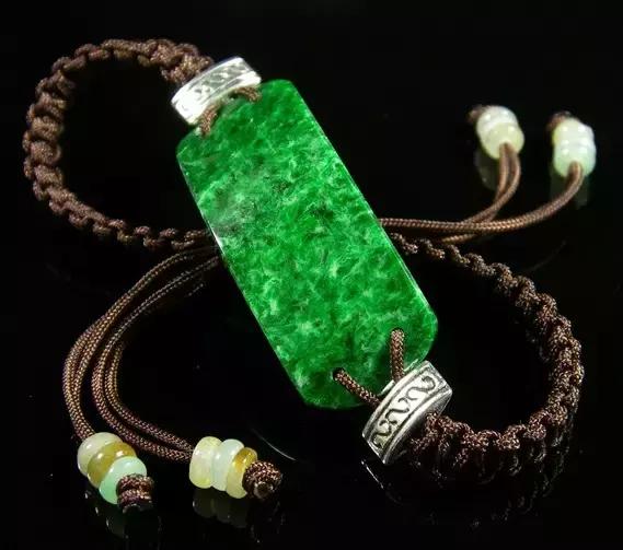 翡翠史上最有名的五件翡翠,翡翠十大色种介绍