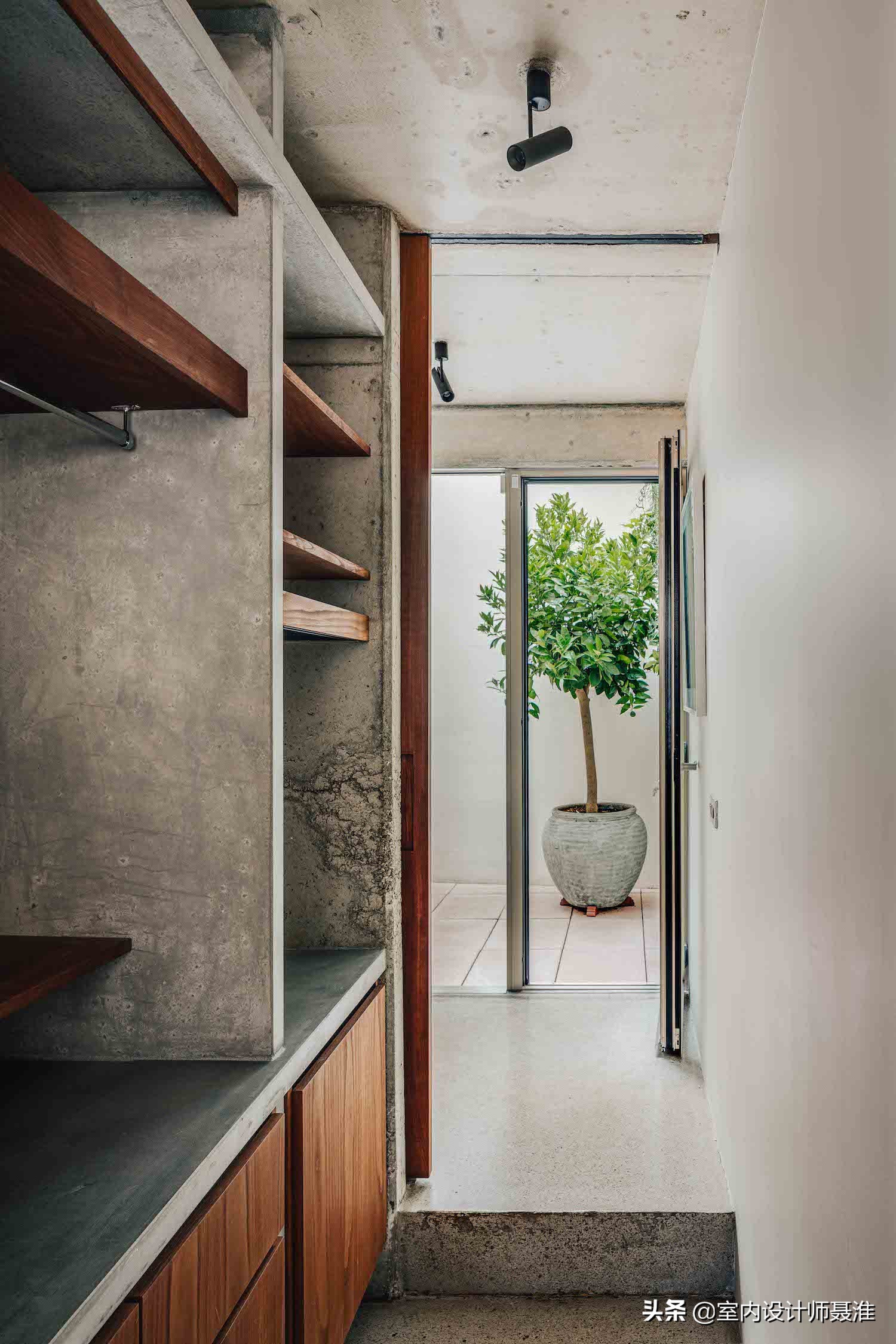 斯洛伐克公寓改造效果图,巴塞罗那公寓实景图