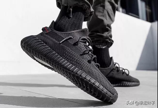 满天星3k入手，*天使黑**暴跌2k，Yeezy「最佳入手时机」来了
