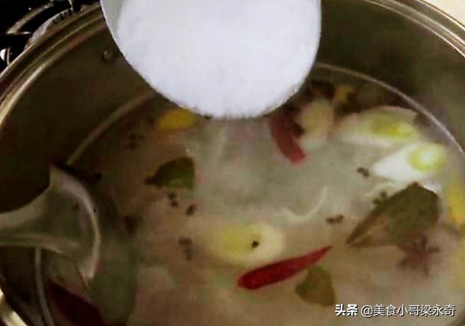 腌鸡蛋的土方法简单易学,奶奶祖传的鸡蛋做法