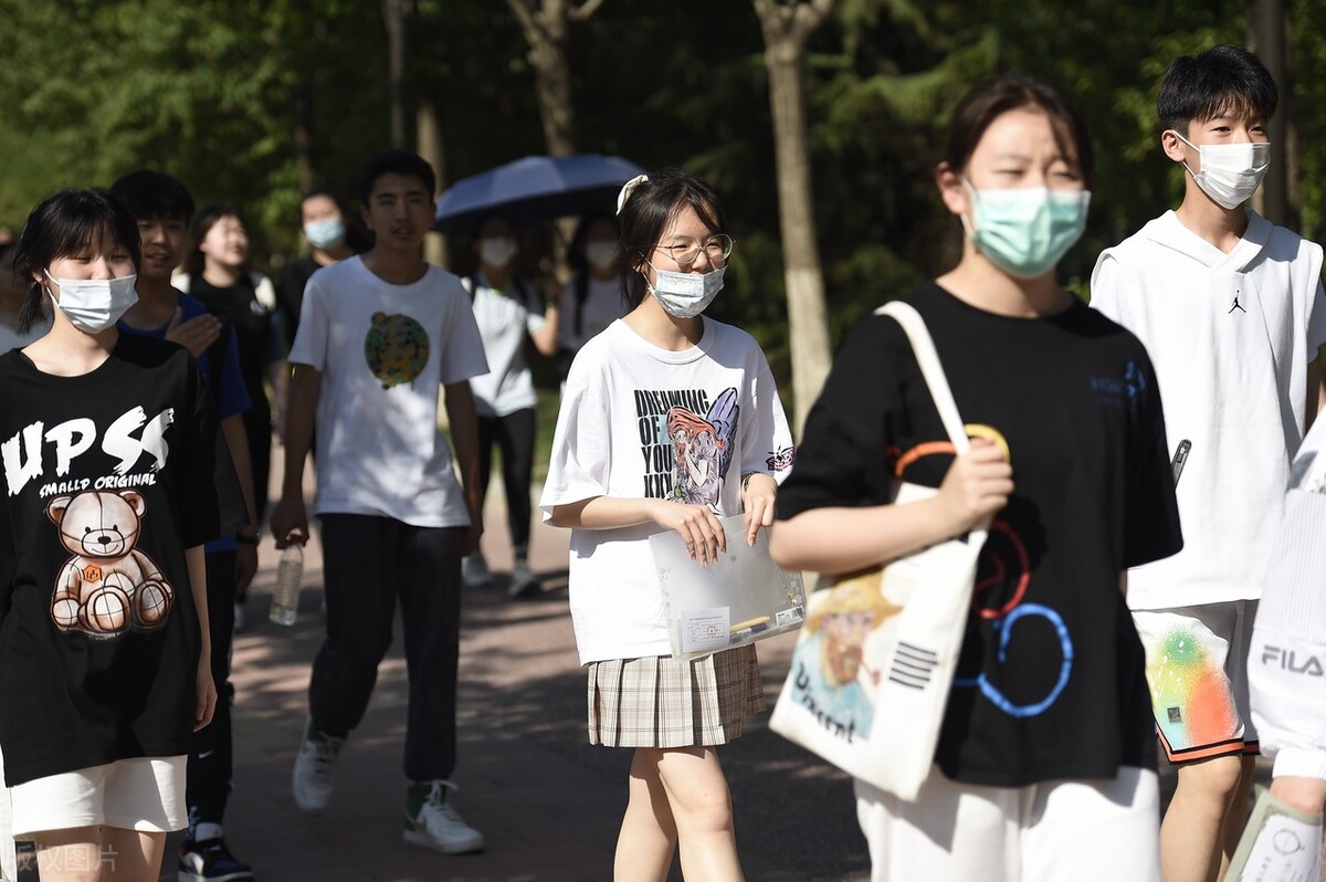 初中生2021专科十大最吃香专业,初中毕业可以学哪些热门专业