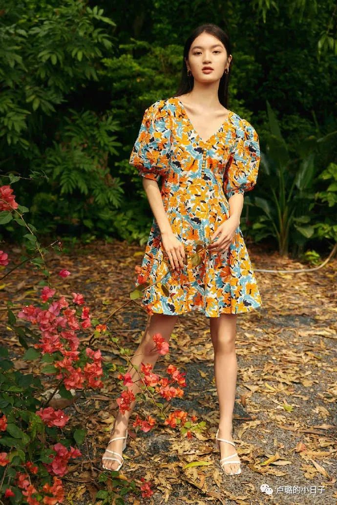 国产大牌服饰高端子品牌有哪些,国产工装服饰品牌十大排行榜