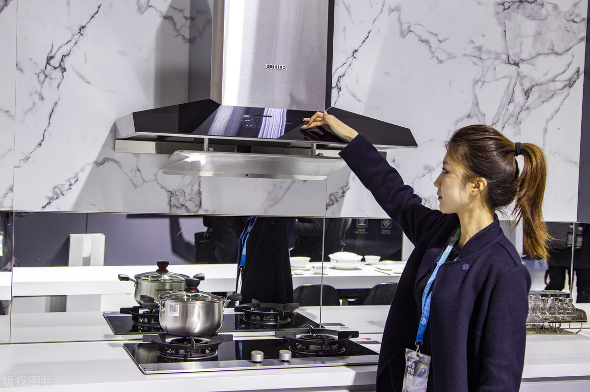 油烟机没必要买贵的吗,油烟机买哪一种不踩坑