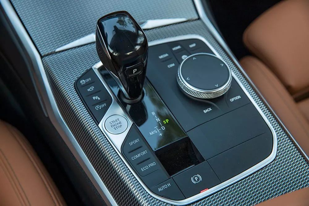 宝马x3试驾评测视频,试驾宝马3系长轴版