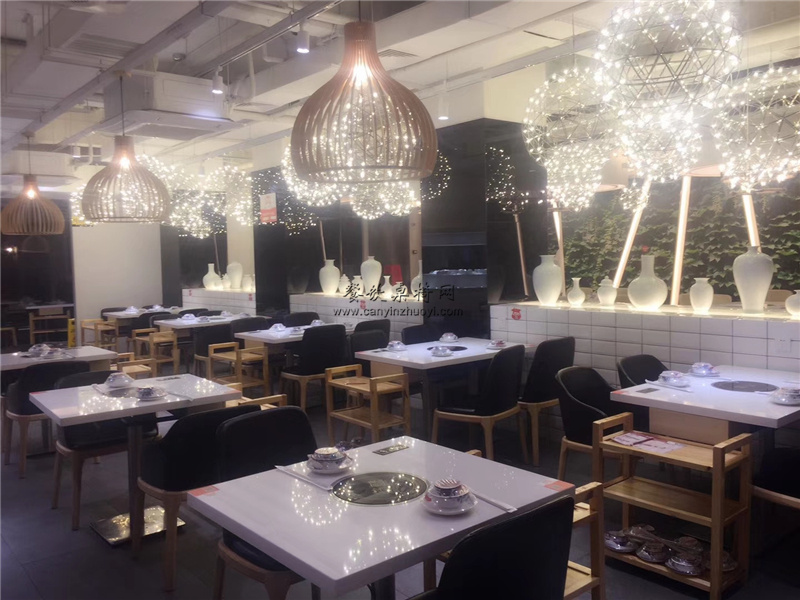 餐饮流行沙发卡座款式,100种餐厅卡座设计