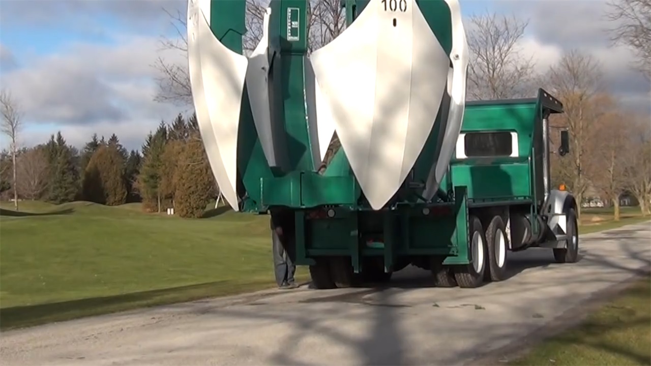 德国大型蔬菜移栽机,德国移植树木机器视频