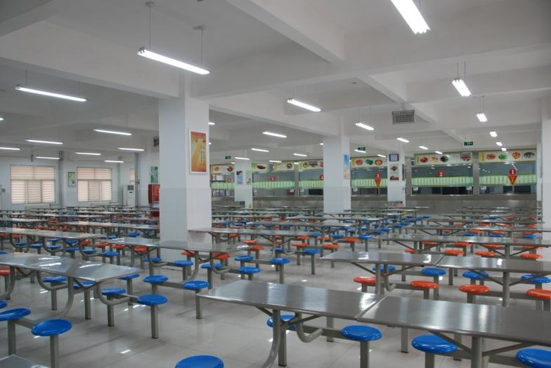 郑州四中初中部天明预科班有几个,郑州四中初中天明预科班