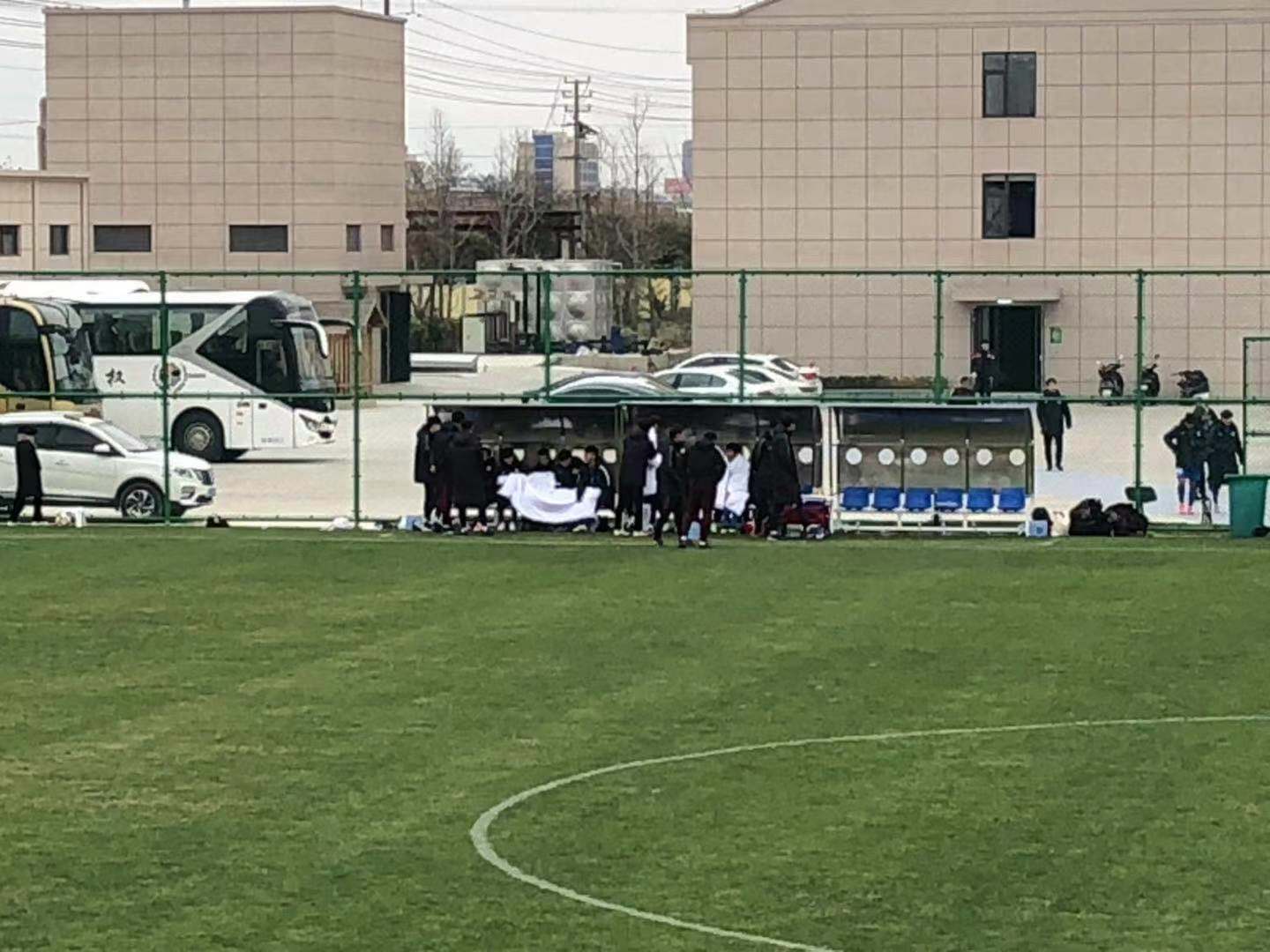 申花8比1狂扫辽足,申花8比1狂胜辽足视频