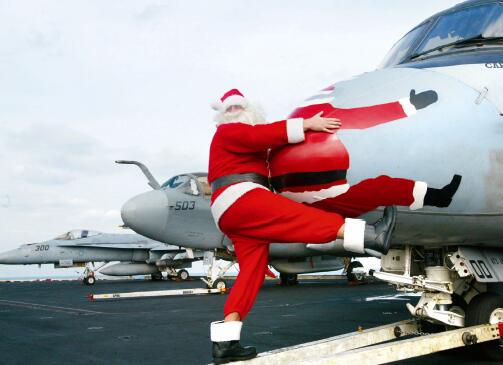 航母上的海军生活视频,航母上的生活是什么样的