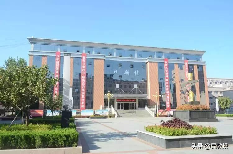 石家庄精英中学校长李金池纪录片,石家庄精英中学校长李金池被采访