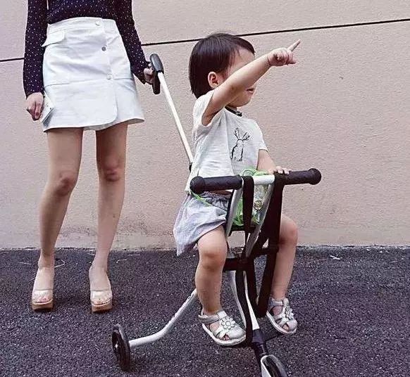 十大口碑最好的婴儿车0-6岁,颜值与功能并存的高景观婴儿车