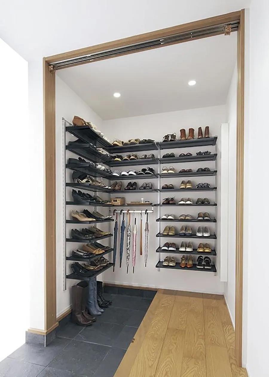 玄关收纳鞋帽间正流行!单车、婴儿车都能放,太好用