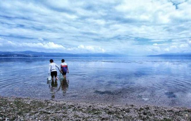云南澄江民间苗族情歌,郎有情来妹有意,唱着浓浓的乡间爱情