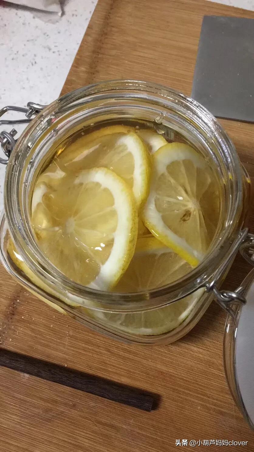 柠檬水跟什么搭配口感好又能减肥,柠檬水的正确泡法减肥不用蜂蜜