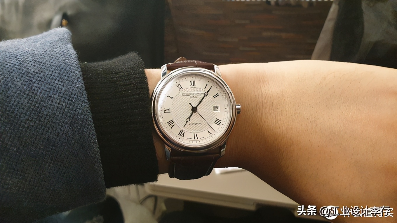 康斯登男表fc-303,康斯登fc303机芯