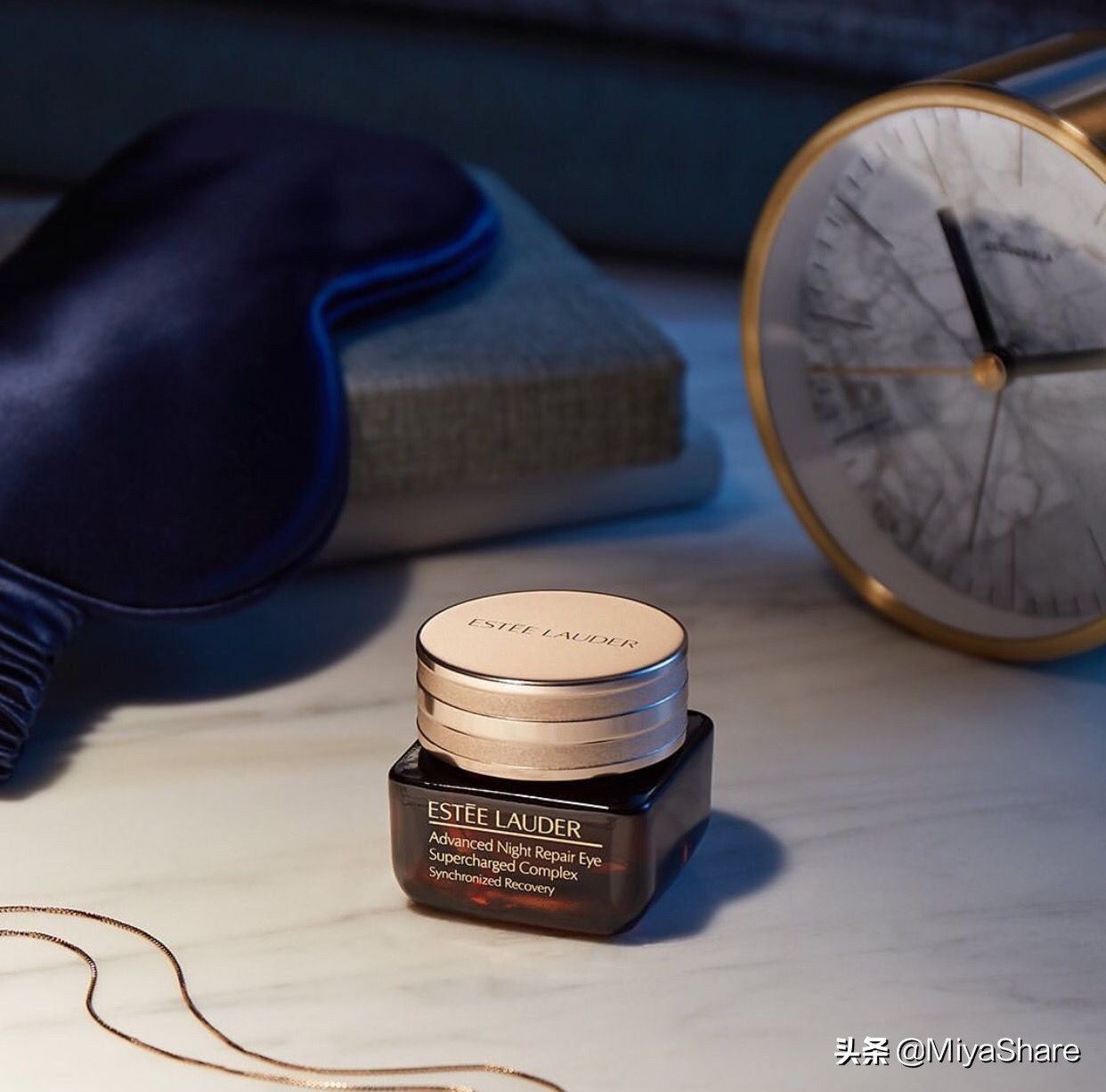 眼霜小黑瓶和小棕瓶哪个好,小棕瓶和怡丽丝尔眼霜