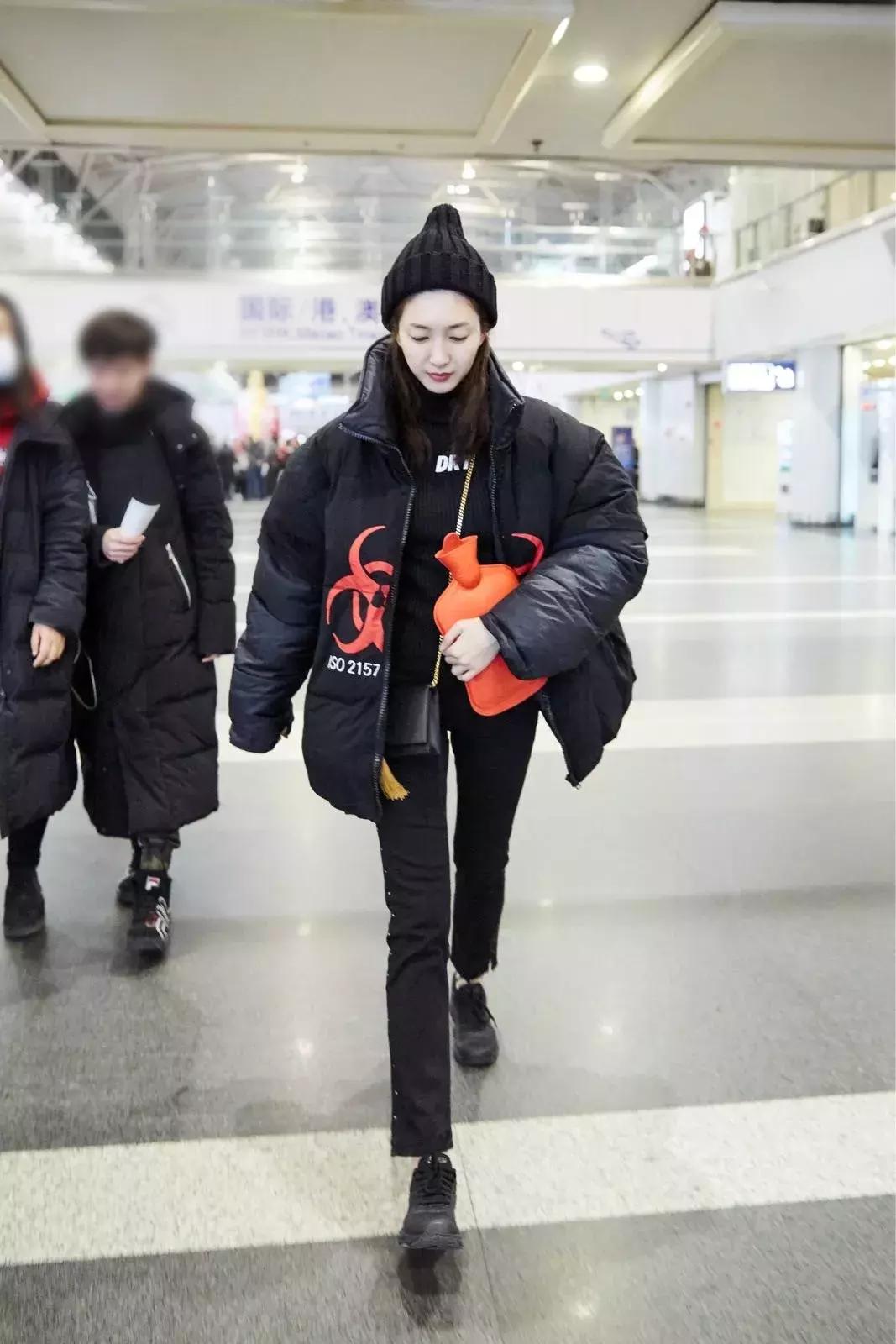 刘雯50个瞬间告诉你,刘雯冬天穿的羽绒服