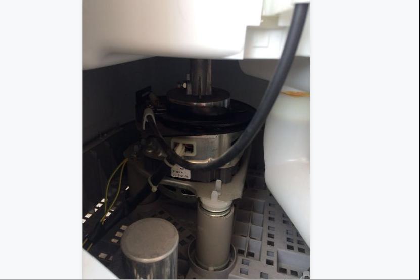 洗衣机甩桶电机发烫不转怎么回事,洗衣机甩桶不转啦怎么回事