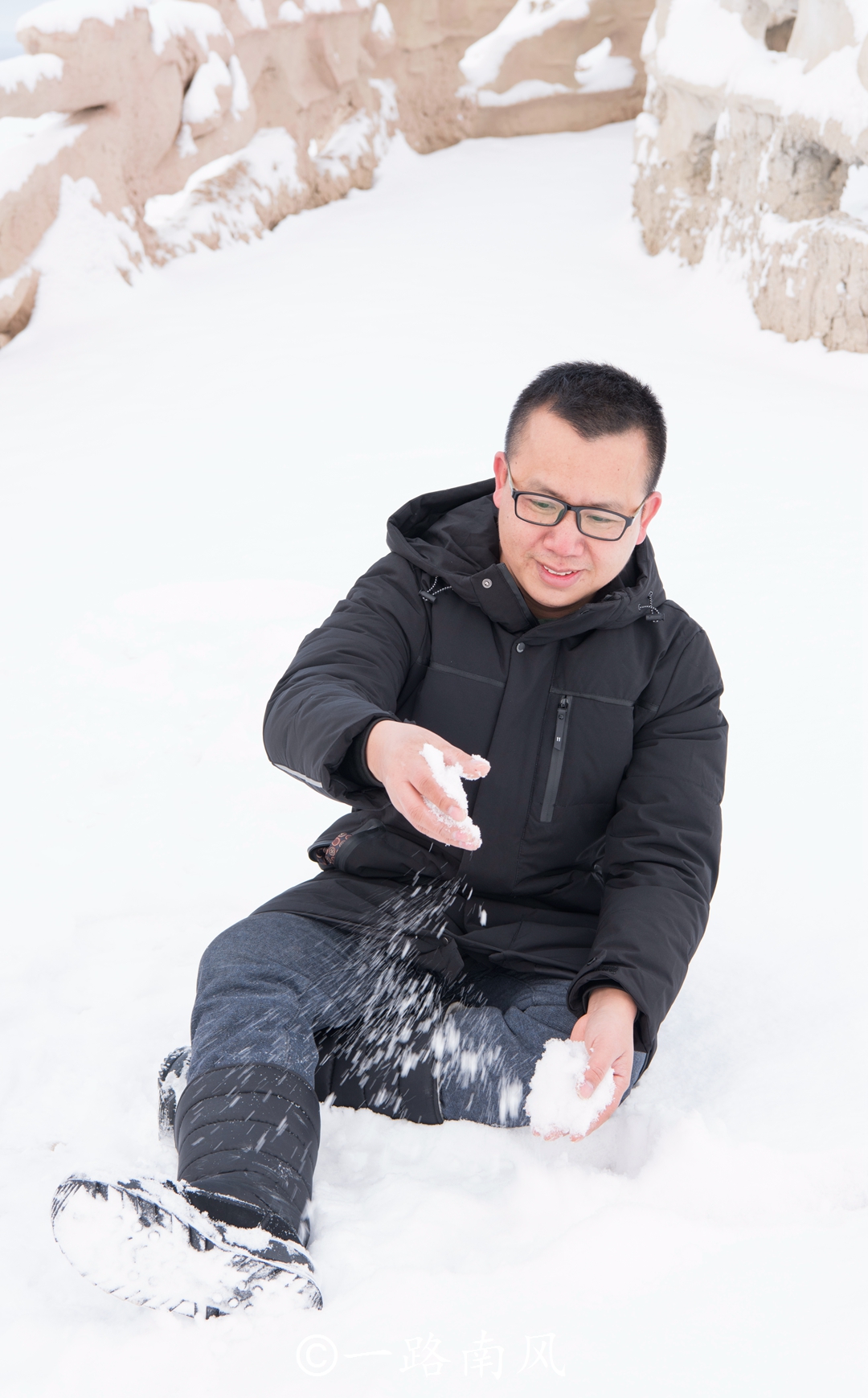 *疆新**克拉玛依有座魔鬼城，风过石缝像狼嚎，拍过电影获得奥斯卡