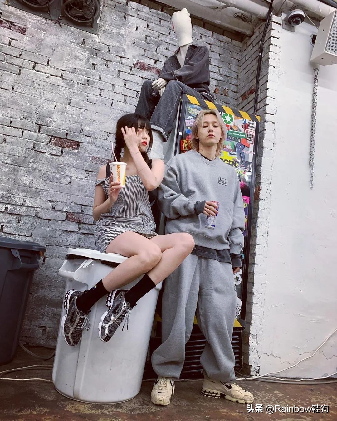 StussyxNike成富婆快乐鞋，女孩子们当心成为下一波鞋圈韭菜