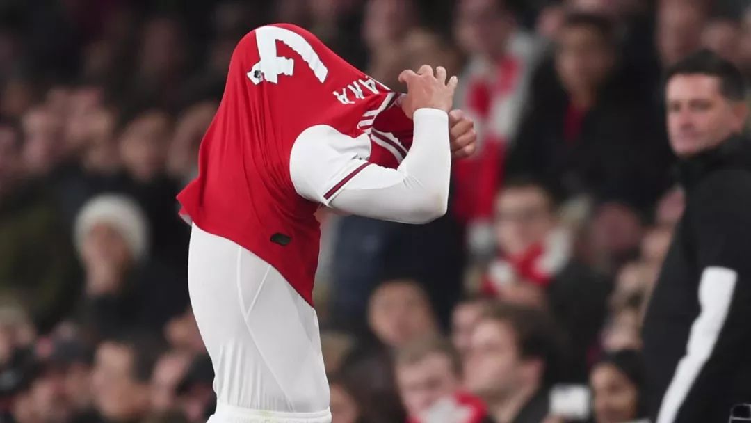 天堂在左扎卡向右!巴尔干*药火**桶为何在兵工厂爆炸?