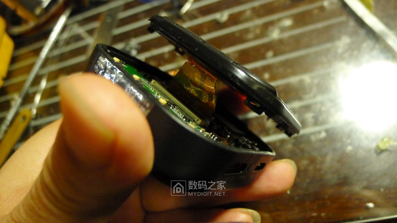 PAPAGO行车记录仪GoSafe535拆解，电源接反故障维修及思路分享