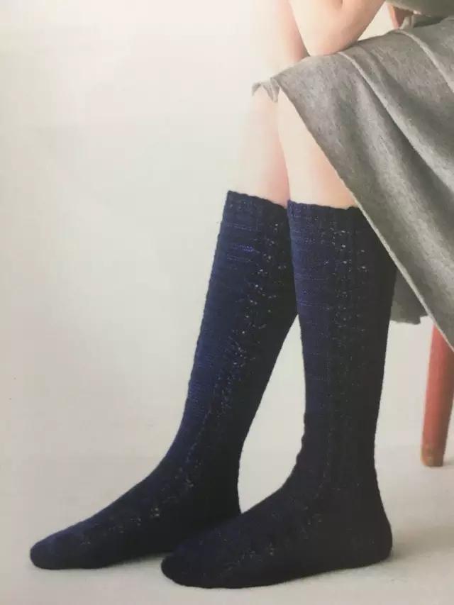自己织的毛线袜,在家穿的毛线袜怎么织