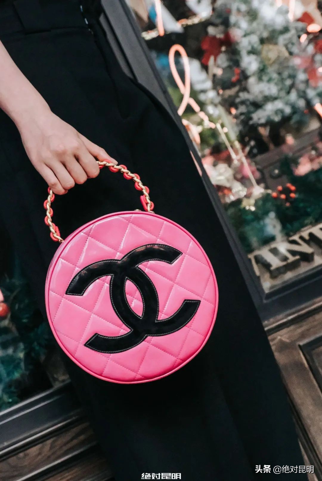 乘时光机回到2019年的科切拉,乘时光机穿梭