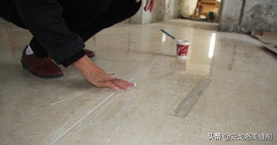 铺瓷砖的正确步骤及美缝,墙角美缝的步骤方法技巧