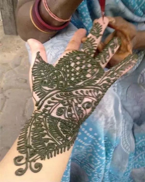 我的印度女同学说：你们中国女生真幸福