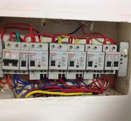 空气开关接线安装与拆卸操作方法,安装空气开关的接线方法