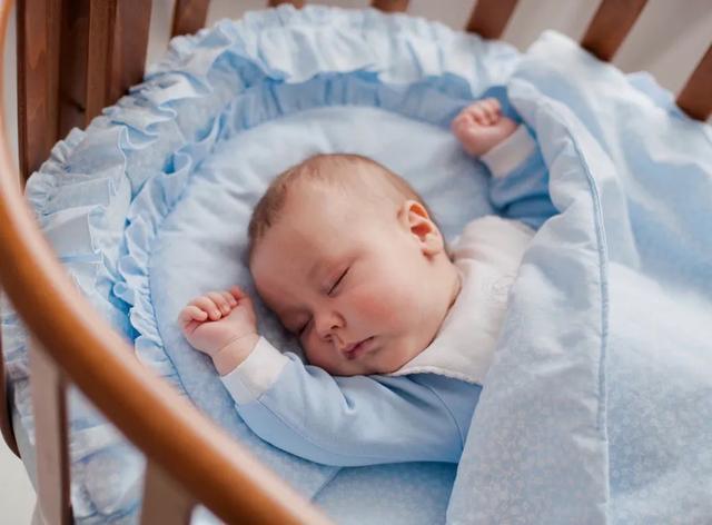 新生儿护理必备常识有哪些,护理室必备物品清单