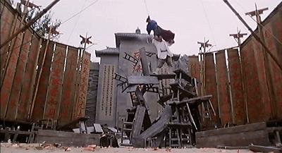 谢苗和武术冠军打戏忘招往后跑,谢苗成年打戏