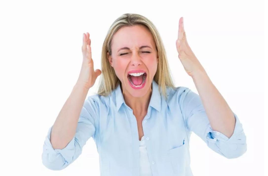 艾灸涌泉穴引火下行的正确方法,艾灸上火如何引火下行