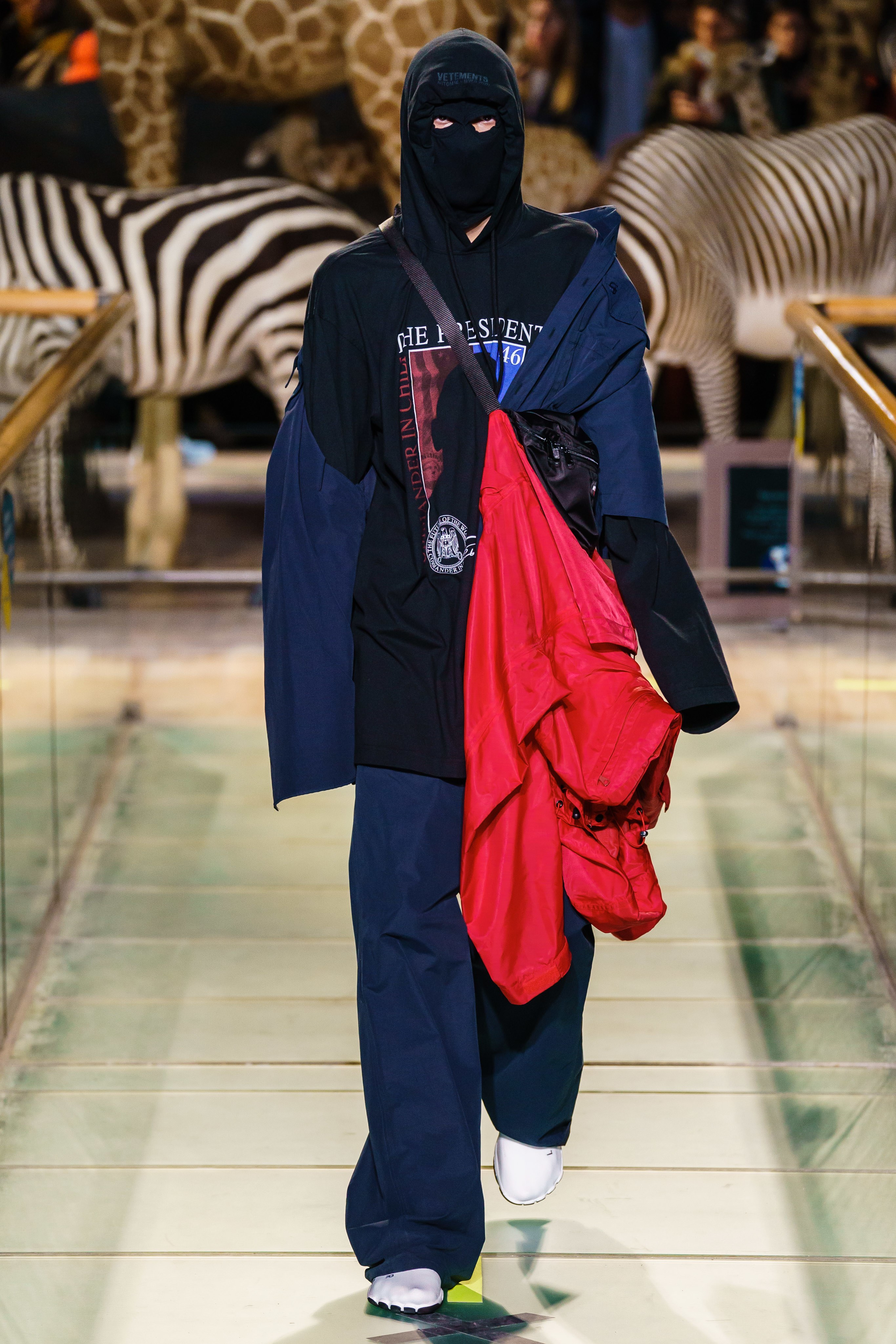 vetements2023秋冬新款,vetements2022秋冬高级成衣发布