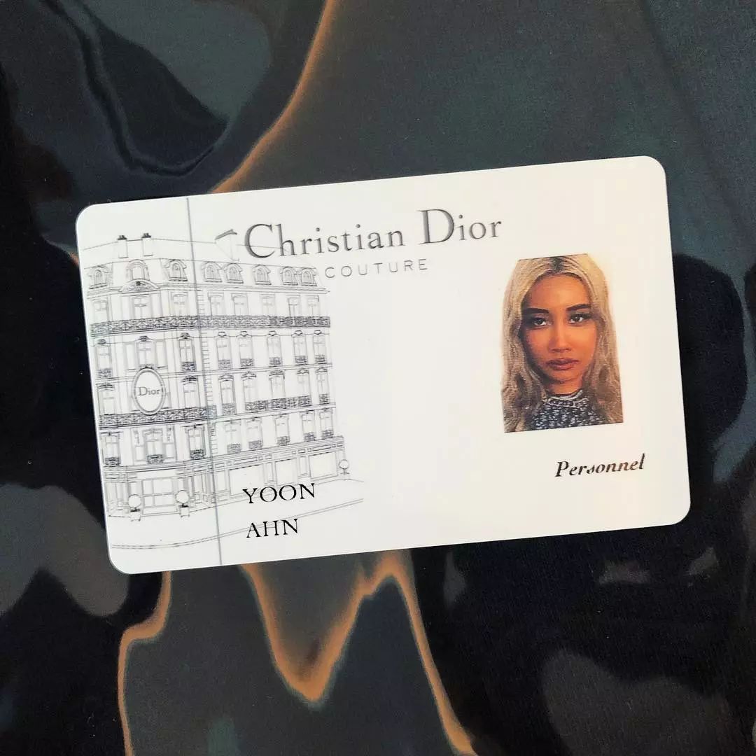 王一博西装复古风,王一博的心头肉