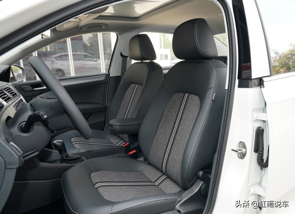 省油耐用的家用车大众桑塔纳,省油桑塔纳2012款