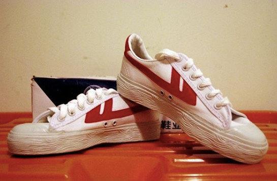 潮得都快不认识了，这还是回力吗？